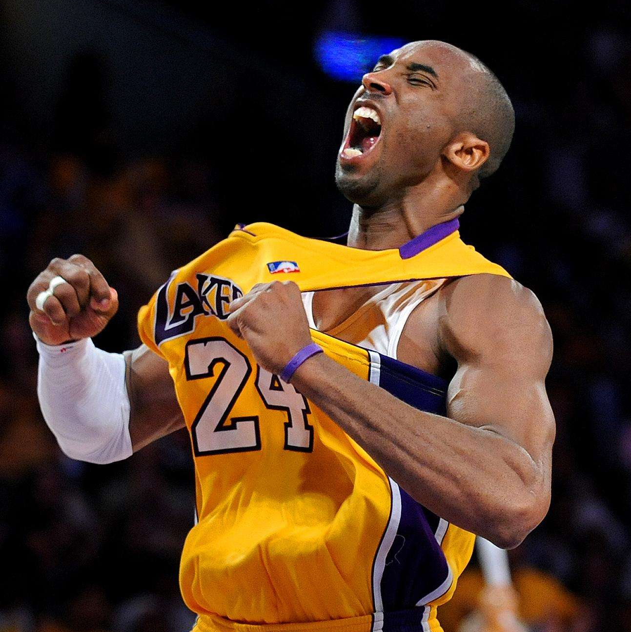 法媒：巴萨、拜仁、米兰和尤文关注南特17岁中卫塔蒂（法媒称：南特17岁中卫塔蒂获巴萨、拜仁、米兰与尤文关注）