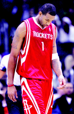 英超焦点战：纽卡斯尔联VS伯恩利 赛前全方位解析与比分前瞻（英超重磅对决：纽卡斯尔联vs伯恩利 赛前深度解读与比分预测）