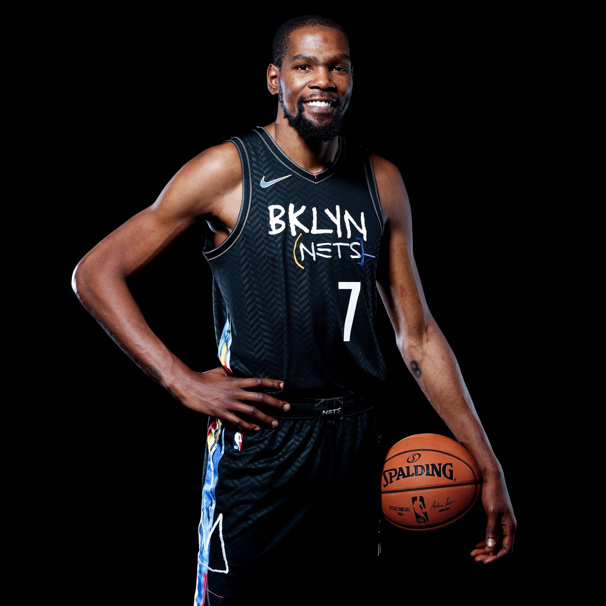 赫拉德-马丁：我知道随时可能轮到我踢中卫，今天再合适不过（赫拉德-马丁：随时待命踢中卫，今天正当其时）