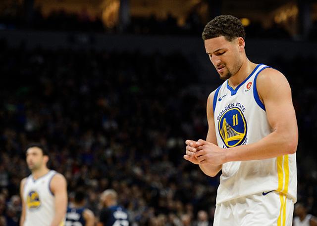 世体：预计有3400名法兰克福球迷远征巴萨，其中1000人没票（世体：法兰克福预计有3400名球迷赴巴萨客场，其中1000人无票）