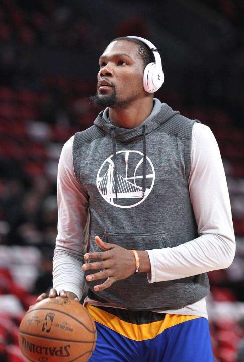 半场战报：勒沃库森1-0纽卡斯尔联，吉马良斯乌龙（半场快讯：勒沃库森1-0暂领先纽卡斯尔联，吉马良斯自摆乌龙）