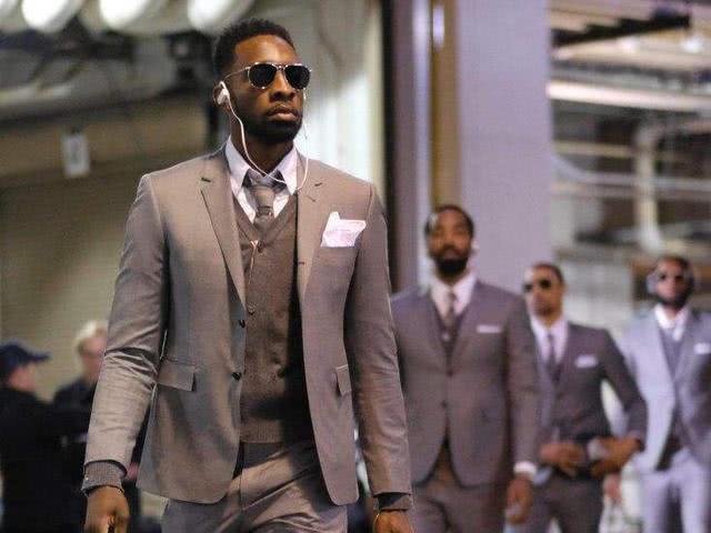 Here we go！罗马诺：狼队签下23岁挪威后卫沃尔费已达成协议（罗马诺确认：狼队已与23岁挪威后卫沃尔费达成签约协议）