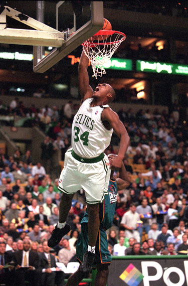 国米官方：百威成为俱乐部官方啤酒合作伙伴以及区域合作伙伴（国际米兰官宣：百威成为俱乐部官方啤酒与区域合作伙伴）