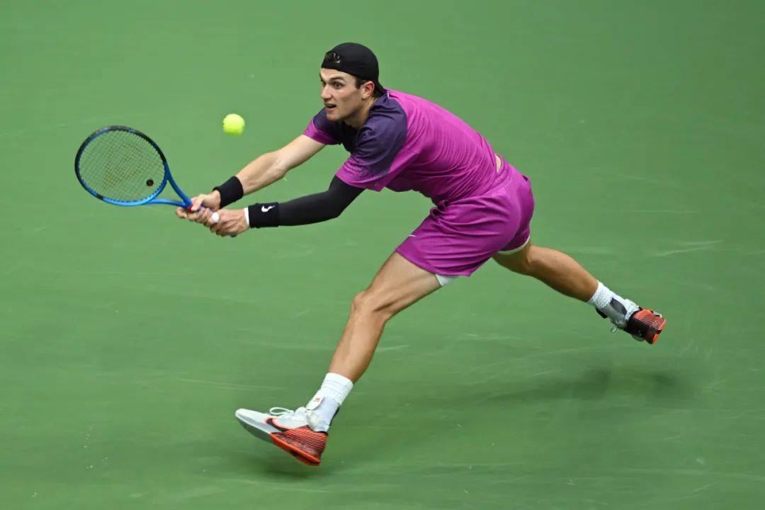 也促使他们 也促使他们